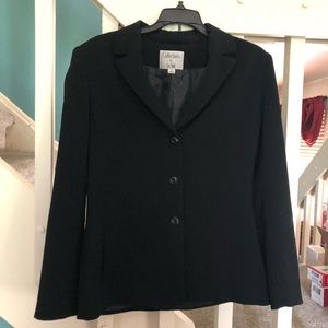 Le Suit Black suit coat jacket blazer